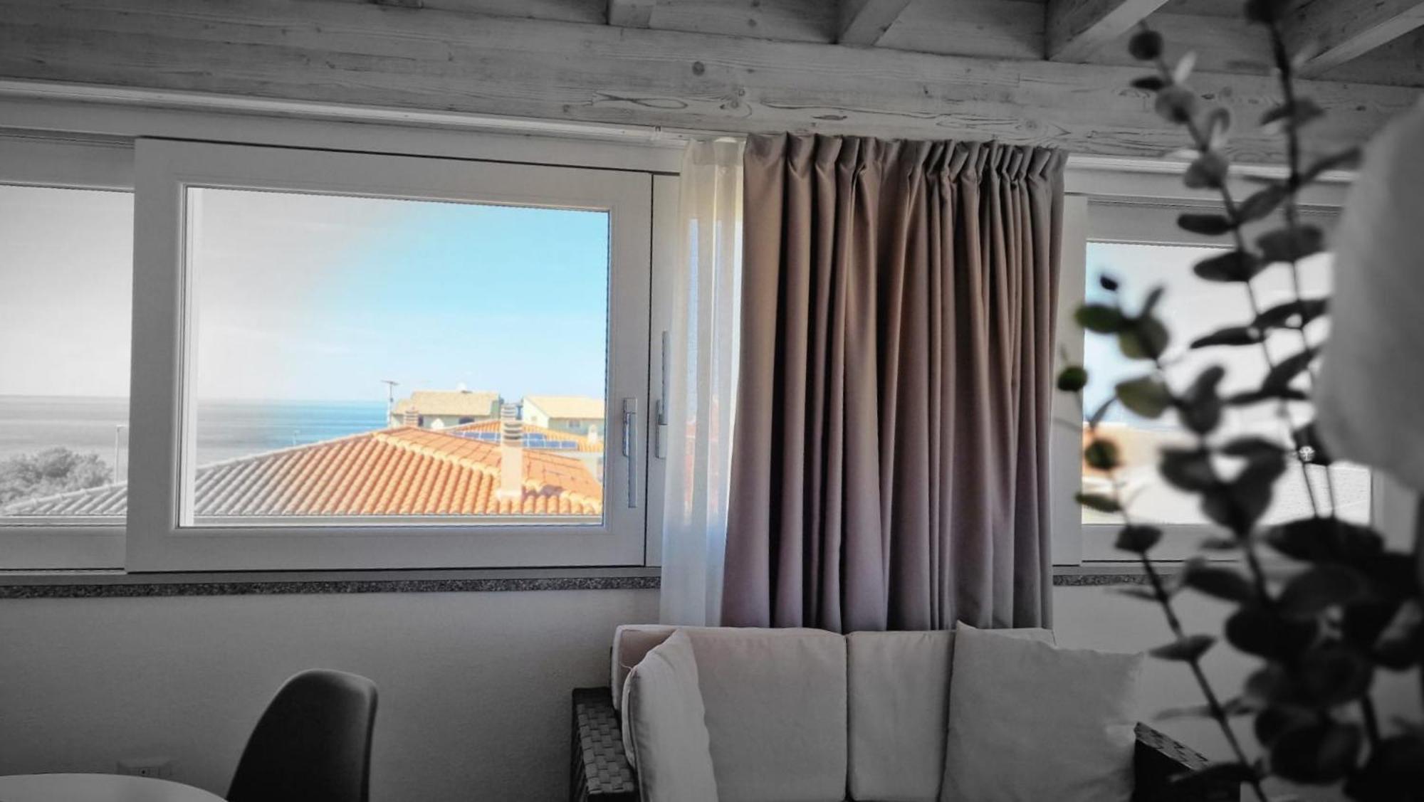 L'Onda Marina Hotel Кастелсардо Екстериор снимка