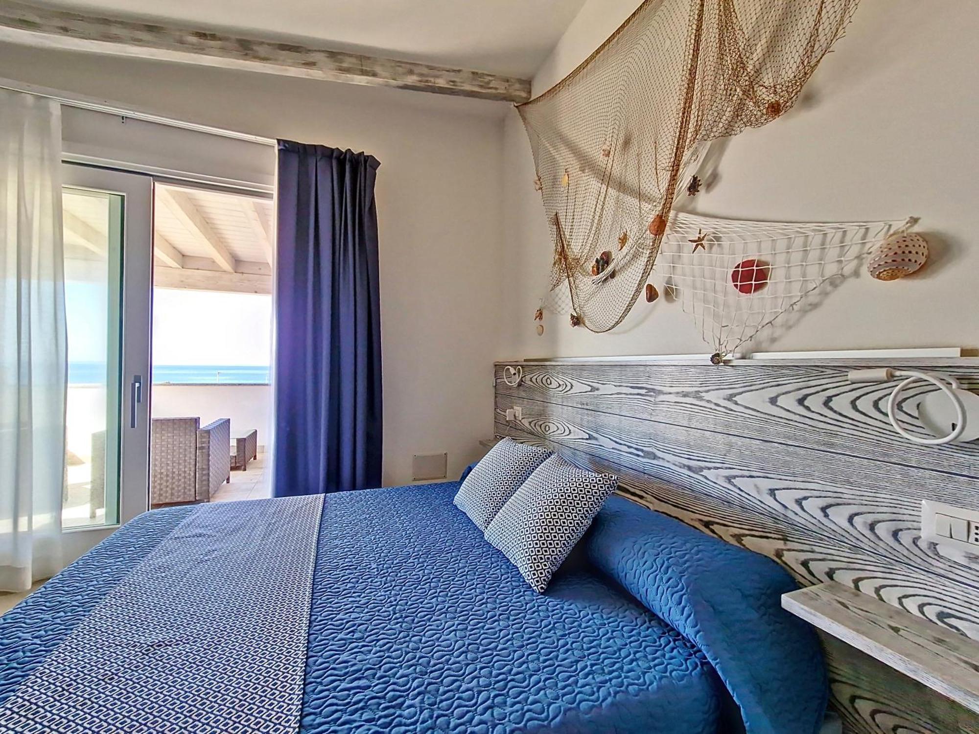 L'Onda Marina Hotel Кастелсардо Екстериор снимка