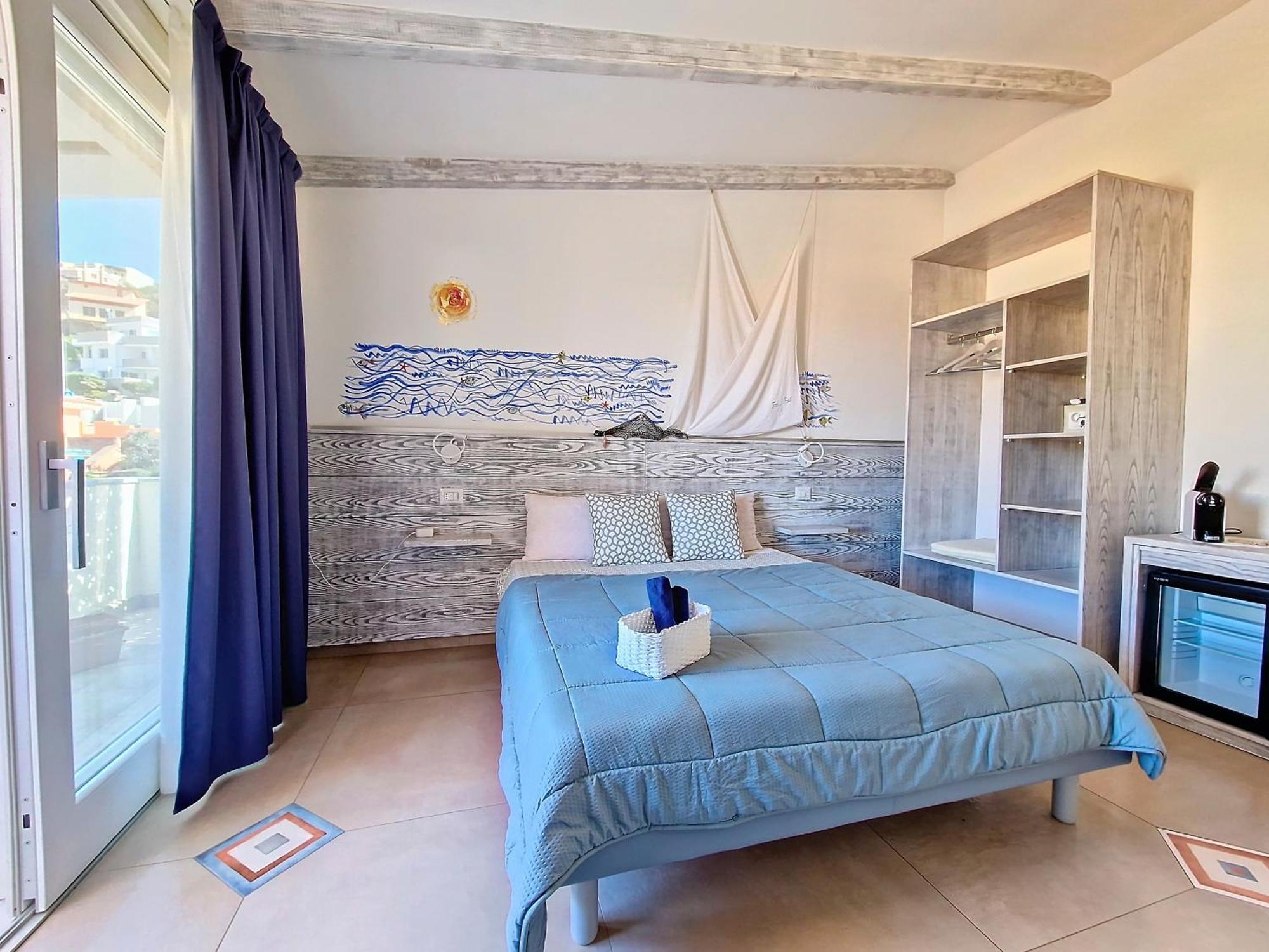 L'Onda Marina Hotel Кастелсардо Екстериор снимка