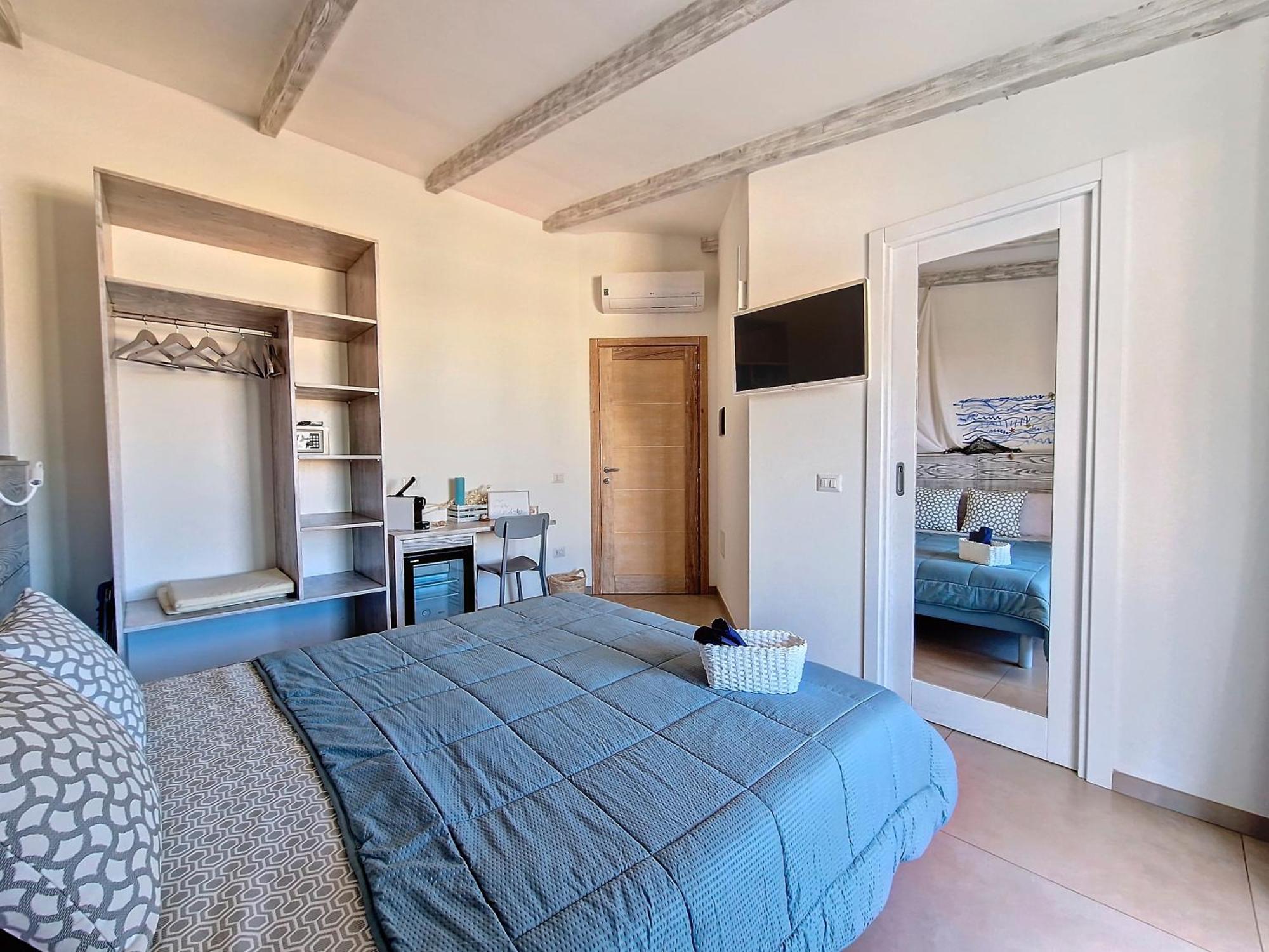 L'Onda Marina Hotel Кастелсардо Екстериор снимка