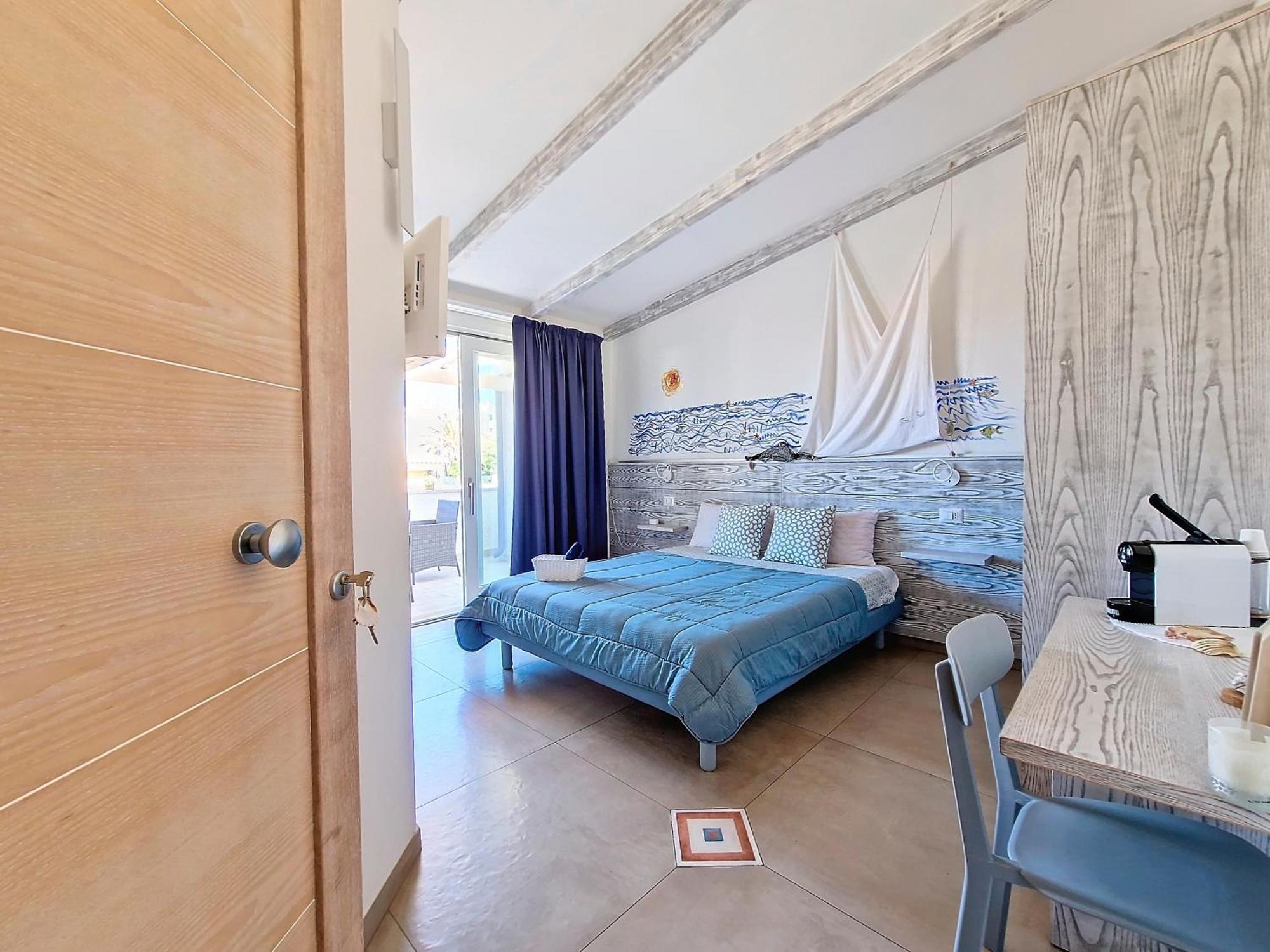 L'Onda Marina Hotel Кастелсардо Екстериор снимка